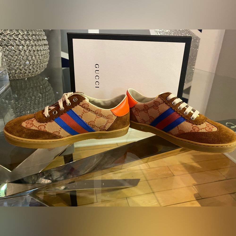 Brand New Authentic Gucci Unisex Kids shoes.